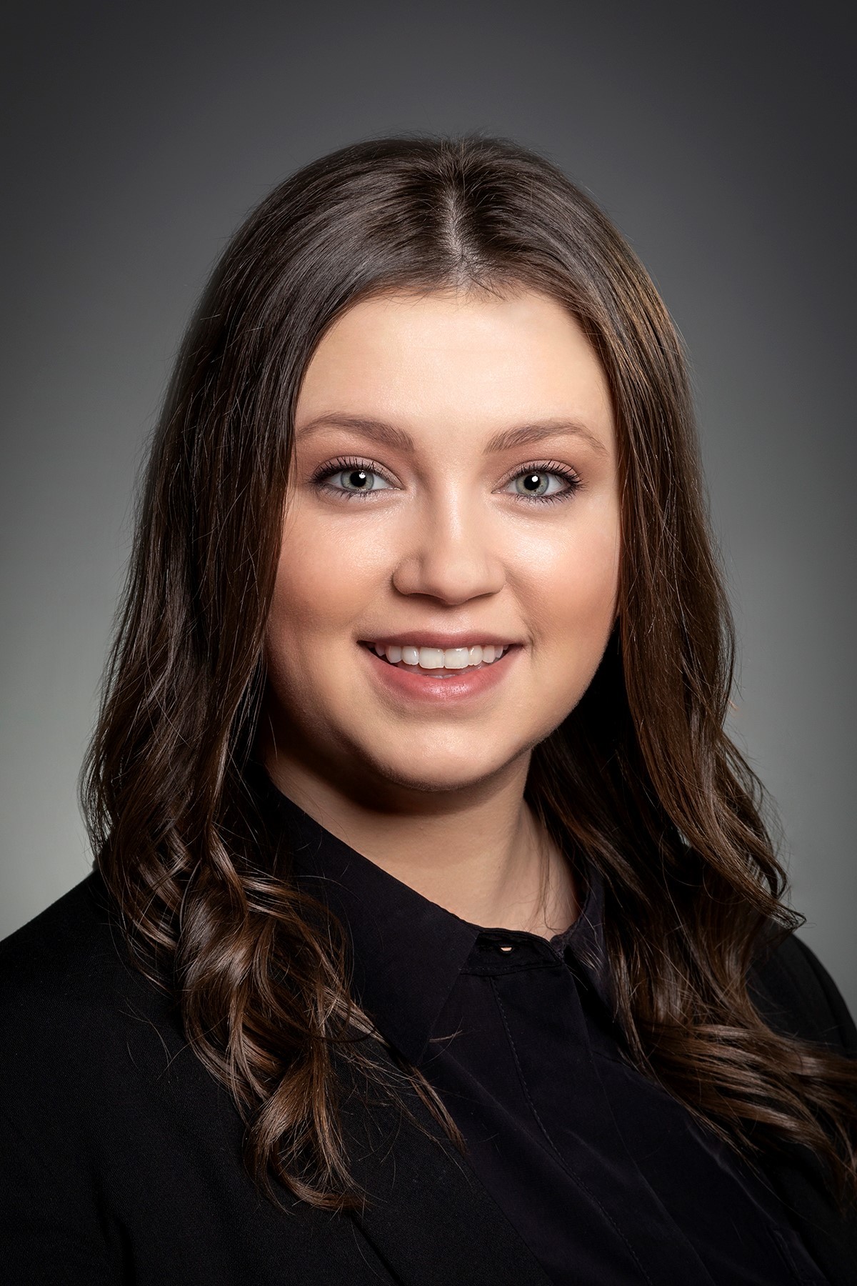 Caitlin Wynn Headshot